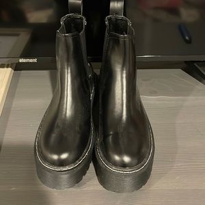 Black platform boot